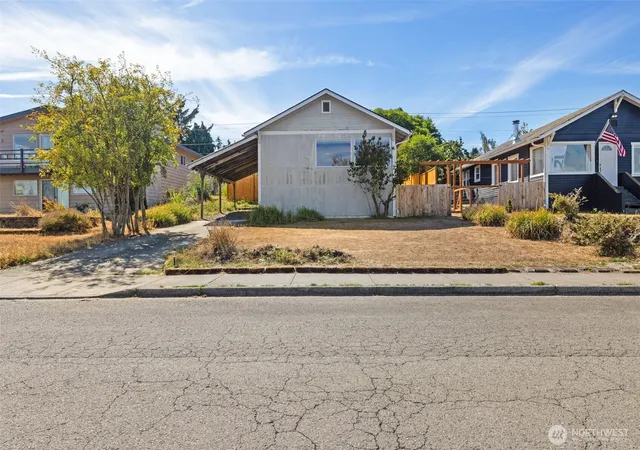 Photo 1 of Single family home for sale at 1616 E 7th Street, Port Angeles, WA 98363 | MLS# NWM2582254 | Listing updated on 2026-09-26