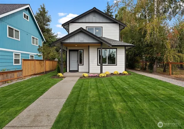 Photo 1 of Single family home for sale at 939 E 61st Street, Tacoma, WA 98404 | MLS# NWM2582265 | Listing updated on 2026-09-22