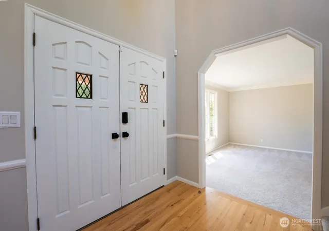 Photo 2 of Single family home for sale at 14017 205th Avenue Ne, Woodinville, WA 98077 | MLS# NWM2582274 | Listing updated on 2026-10-02