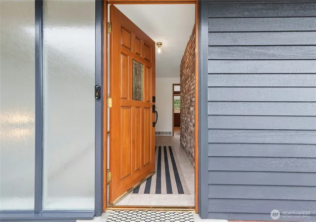 Photo 3 of Sale Pending at 14517 Se 183rd Street, Renton, WA 98058 | MLS# NWM2582275 | Listing updated on 2026-09-22