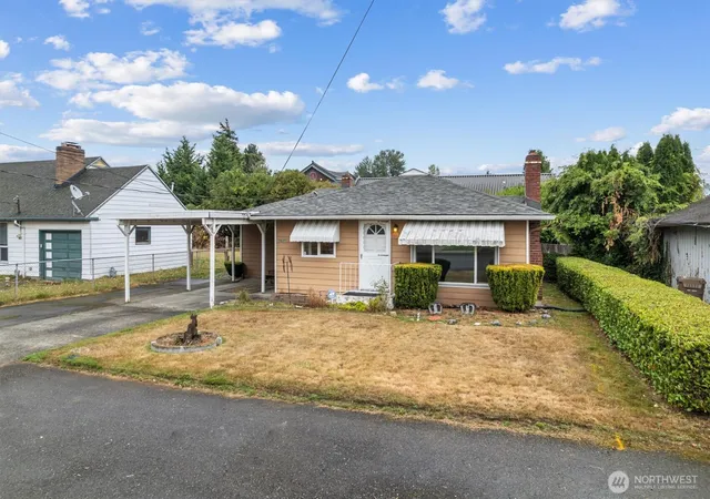 Photo 1 of Single family home for sale at 7037 E B St, Tacoma, WA 98404 | MLS# NWM2582279 | Listing updated on 2026-10-01