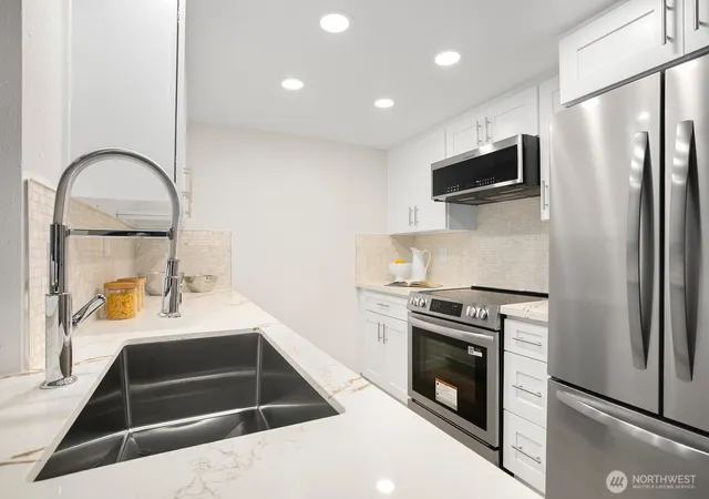 Photo 3 of Sale Pending at 11510 NE 128th Street #2, Kirkland, WA 98034 | MLS# NWM2582280 | Listing updated on 2026-09-19