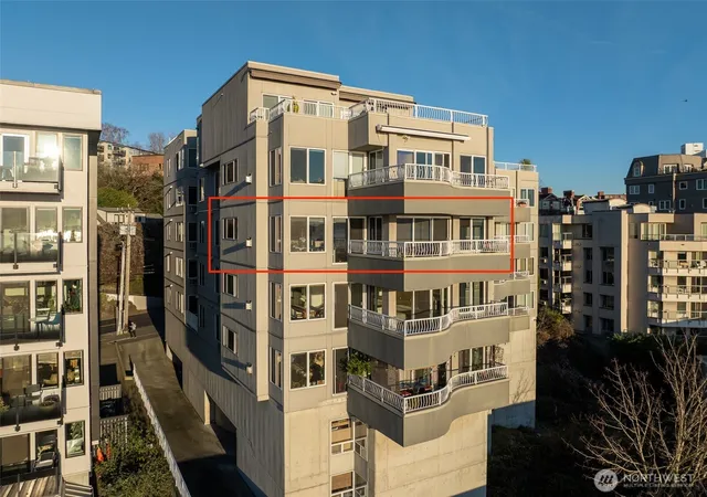 Photo 3 of Condo for sale at 601 W Mercer Pl #301, Seattle, WA 98119 | MLS# NWM2582285 | Listing updated on 2026-09-22