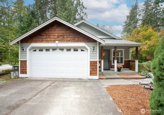 Photo 1 of Single family home for sale at 54 Honeycomb Ln, Bellingham, WA 98229 | MLS# NWM2582296 | Listing updated on 2026-10-01