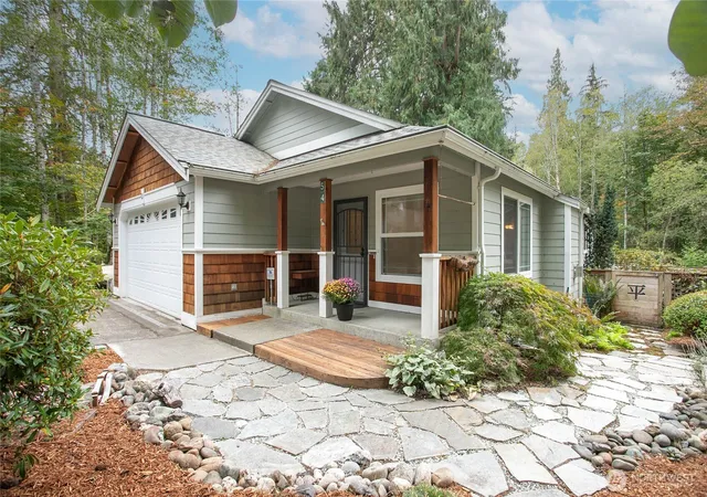 Photo 2 of Single family home for sale at 54 Honeycomb Ln, Bellingham, WA 98229 | MLS# NWM2582296 | Listing updated on 2026-10-01