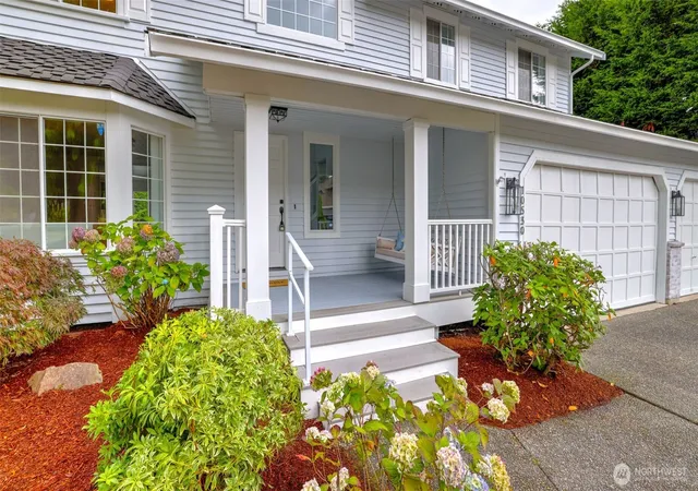 Photo 3 of Single family home for sale at 10530 59th Avenue W, Mukilteo, WA 98275 | MLS# NWM2582298 | Listing updated on 2026-09-29
