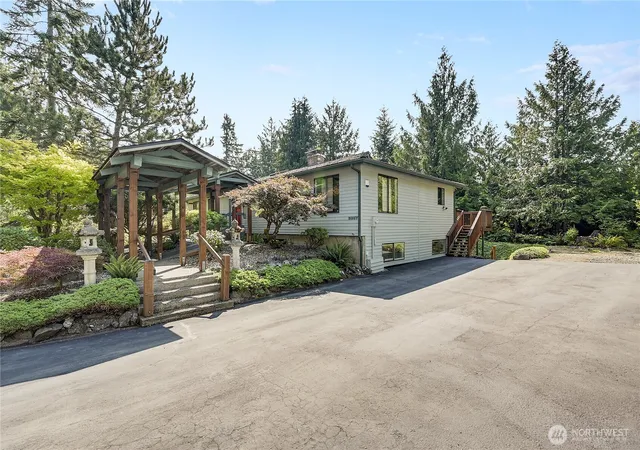 Photo 2 of Single family home for sale at 2357 Mountain View Rd E, Port Orchard, WA 98366 | MLS# NWM2582323 | Listing updated on 2026-09-28