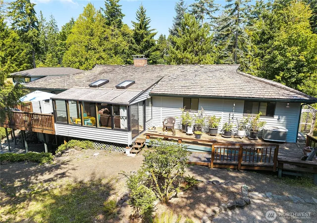 Photo 4 of Single family home for sale at 2357 Mountain View Rd E, Port Orchard, WA 98366 | MLS# NWM2582323 | Listing updated on 2026-09-28