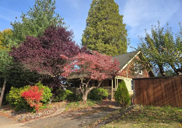 Photo 1 of Single family home for sale at 522 S Main St, Mc Cleary, WA 98557 | MLS# NWM2582324 | Listing updated on 2026-10-18