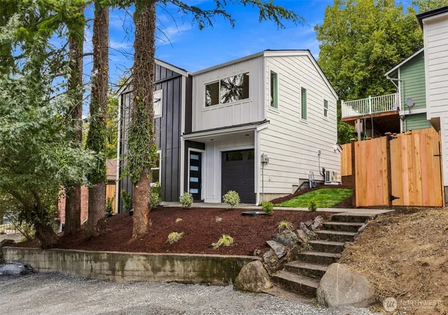 Photo 1 of Sale Pending at 10514 9th Avenue Ne, Seattle, WA 98125 | MLS# NWM2582328 | Listing updated on 2026-09-22