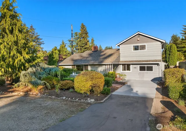 Photo 2 of Single family home for sale at 11902 21st Avenue Sw, Burien, WA 98146 | MLS# NWM2582337 | Listing updated on 2026-09-29
