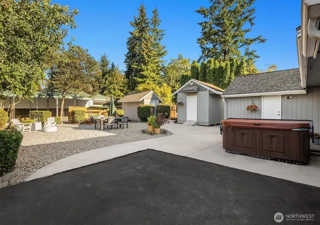 Photo 3 of Single family home for sale at 11902 21st Avenue SW, Burien, WA 98146 | MLS# NWM2582337 | Listing updated on 2026-09-29