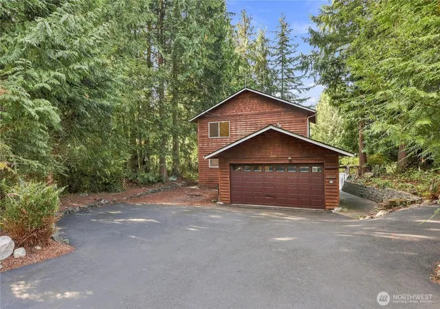 Photo 2 of Single family home for sale at 5921 Cedar Ct, Hansville, WA 98340 | MLS# NWM2582338 | Listing updated on 2026-09-23
