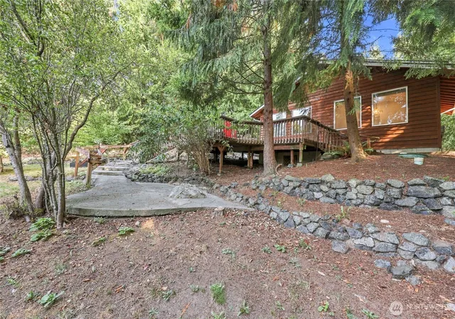 Photo 4 of Single family home for sale at 5921 Cedar Ct, Hansville, WA 98340 | MLS# NWM2582338 | Listing updated on 2026-09-23
