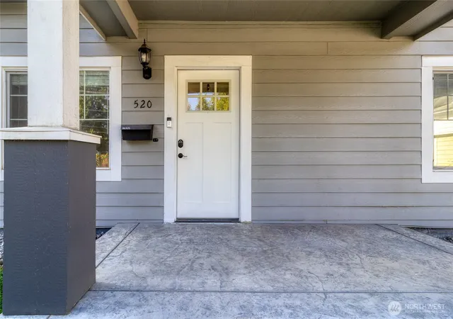 Photo 2 of Single family home for sale at 520 Bryant Ave, Walla Walla, WA 99362 | MLS# NWM2582340 | Listing updated on 2026-10-02