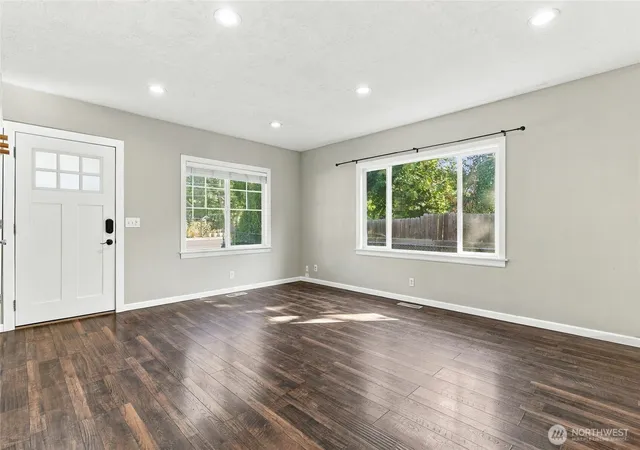 Photo 3 of Single family home for sale at 520 Bryant Ave, Walla Walla, WA 99362 | MLS# NWM2582340 | Listing updated on 2026-10-02