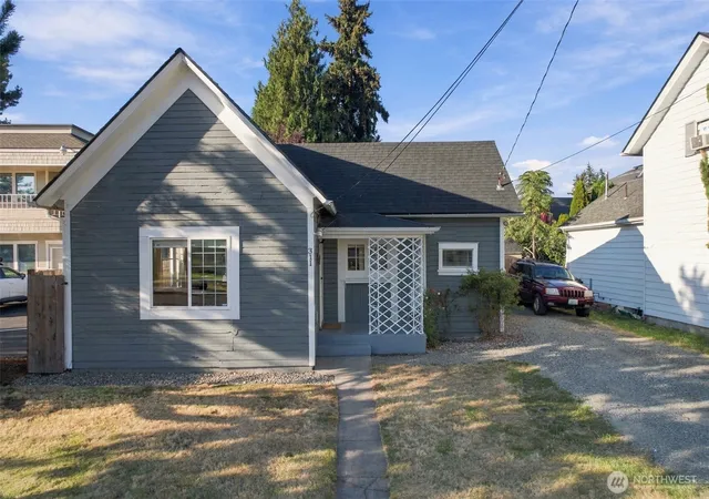 Photo 1 of Single family home for sale at 311 2nd Avenue Ne, Puyallup, WA 98372 | MLS# NWM2582342 | Listing updated on 2026-09-26