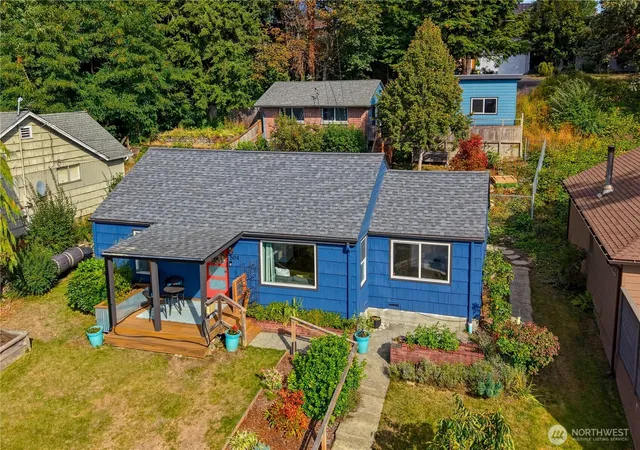 Photo 1 of Single family home for sale at 504 Windsor Park Ne, Renton, WA 98056 | MLS# NWM2582350 | Listing updated on 2026-10-03
