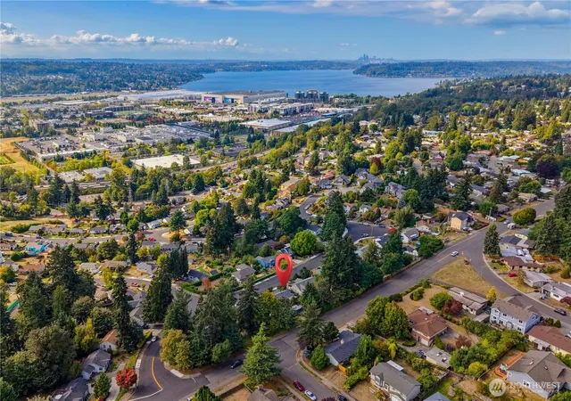 Photo 2 of Single family home for sale at 504 Windsor Park Ne, Renton, WA 98056 | MLS# NWM2582350 | Listing updated on 2026-10-03