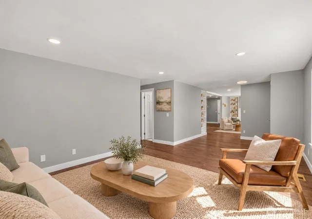 Photo 3 of Single family home for sale at 1550 Ne 8th Avenue, Oak Harbor, WA 98277 | MLS# NWM2582353 | Listing updated on 2026-10-06