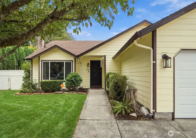 Photo 3 of Single family home for sale at 8102 NE 145th Avenue, Vancouver, WA 98682 | MLS# NWM2582361 | Listing updated on 2026-09-30