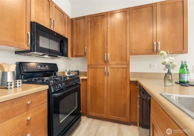Photo 3 of Condo for sale at 1880 25th Avenue NE #312, Issaquah, WA 98029 | MLS# NWM2582393 | Listing updated on 2026-10-01
