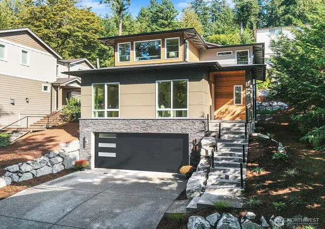 Photo 2 of Single family home for sale at 1072 205th Avenue Ne, Sammamish, WA 98074 | MLS# NWM2582396 | Listing updated on 2026-10-02