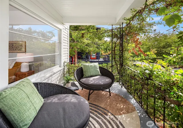 Photo 4 of Single family home for sale at 4426 Baker Ave NW, Seattle, WA 98107 | MLS# NWM2582397 | Listing updated on 2026-09-29