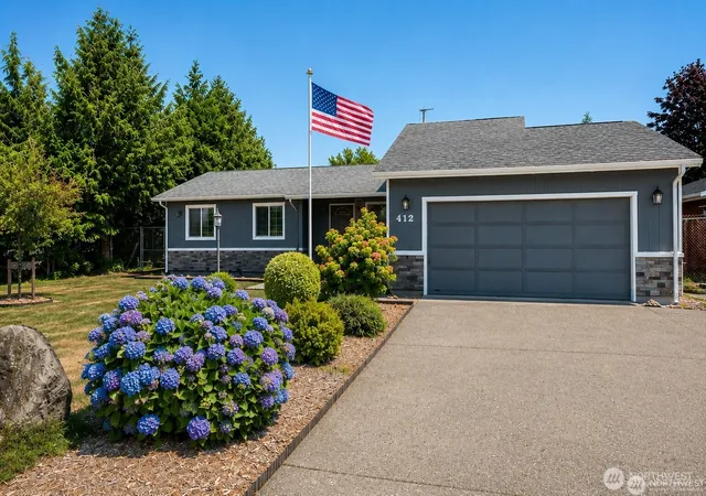 Photo 1 of Single family home for sale at 412 8th Street, Blaine, WA 98230 | MLS# NWM2582409 | Listing updated on 2026-09-17