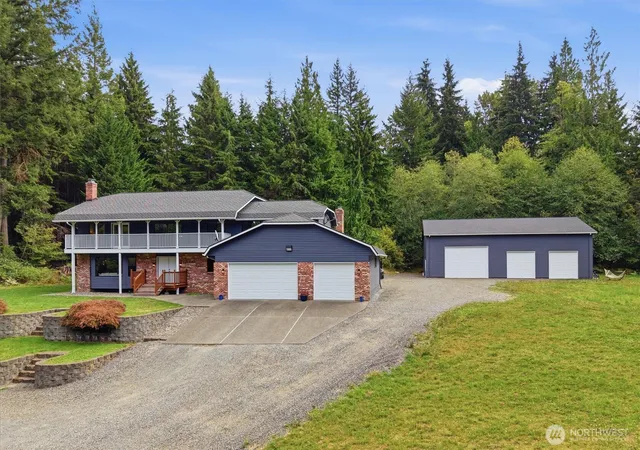 Photo 2 of Single family home for sale at 2809 132nd Avenue Se, Snohomish, WA 98290 | MLS# NWM2582417 | Listing updated on 2026-09-24