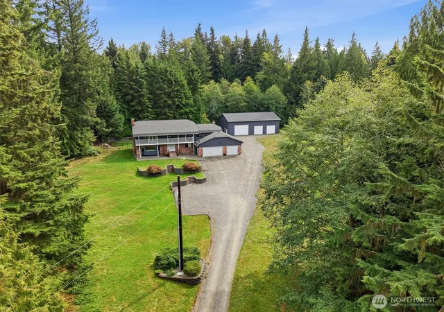 Photo 3 of Single family home for sale at 2809 132nd Avenue SE, Snohomish, WA 98290 | MLS# NWM2582417 | Listing updated on 2026-09-24