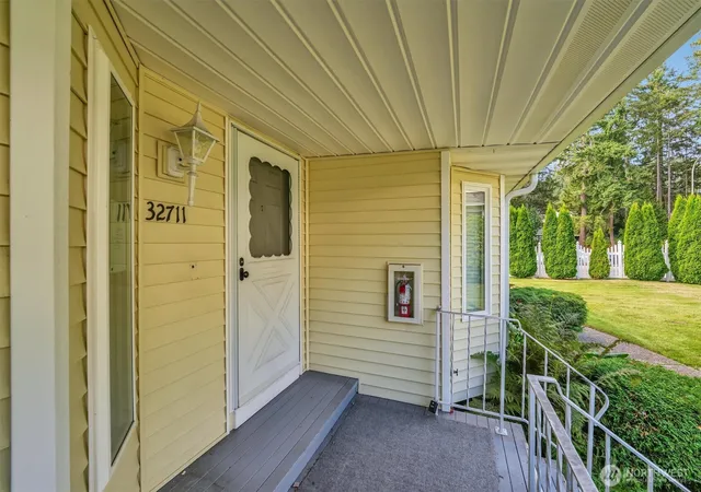 Photo 3 of Condo for sale at 32711 1st Place S #235, Federal Way, WA 98003 | MLS# NWM2582418 | Listing updated on 2026-09-24