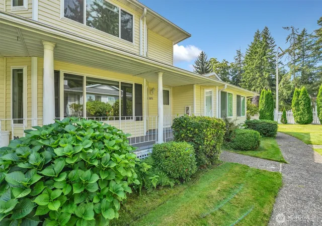 Photo 4 of Condo for sale at 32711 1st Place S #235, Federal Way, WA 98003 | MLS# NWM2582418 | Listing updated on 2026-09-24