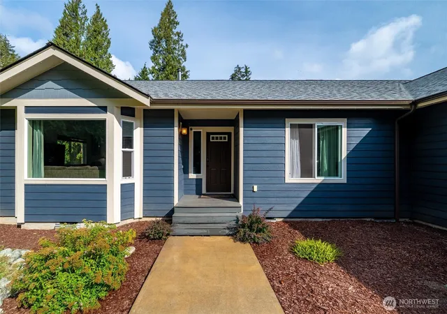 Photo 4 of Single family home for sale at 3226 Velvet Ln, Custer, WA 98240 | MLS# NWM2582421 | Listing updated on 2026-09-24