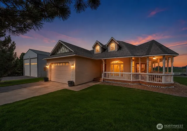 Photo 3 of Single family home for sale at 1206 Gardena Crk Rd, Touchet, WA 99360 | MLS# NWM2582427 | Listing updated on 2026-09-25