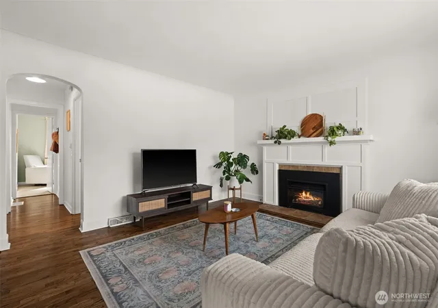 Photo 3 of Single family home for sale at 2713 N Stevens St, Tacoma, WA 98407 | MLS# NWM2582429 | Listing updated on 2026-09-25