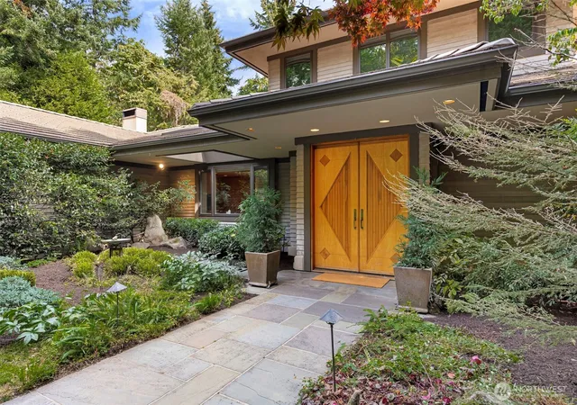 Photo 3 of Single family home for sale at 11044 NE Boulder Pl, Bainbridge Island, WA 98110 | MLS# NWM2582431 | Listing updated on 2026-09-30