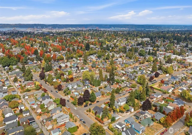 Photo 3 of Single family home for sale at 5101 S Park Ave, Tacoma, WA 98408 | MLS# NWM2582433 | Listing updated on 2026-09-25