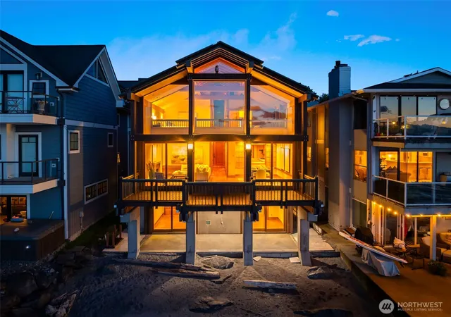 Photo 1 of Single family home for sale at 3103 Alki Ave Sw, Seattle, WA 98116 | MLS# NWM2582434 | Listing updated on 2026-09-25