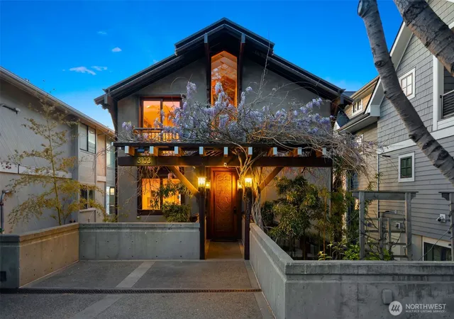 Photo 3 of Single family home for sale at 3103 Alki Ave Sw, Seattle, WA 98116 | MLS# NWM2582434 | Listing updated on 2026-09-25