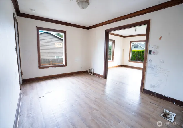 Photo 4 of Single family home for sale at 4210 S Holly St, Seattle, WA 98118 | MLS# NWM2582451 | Listing updated on 2026-09-18