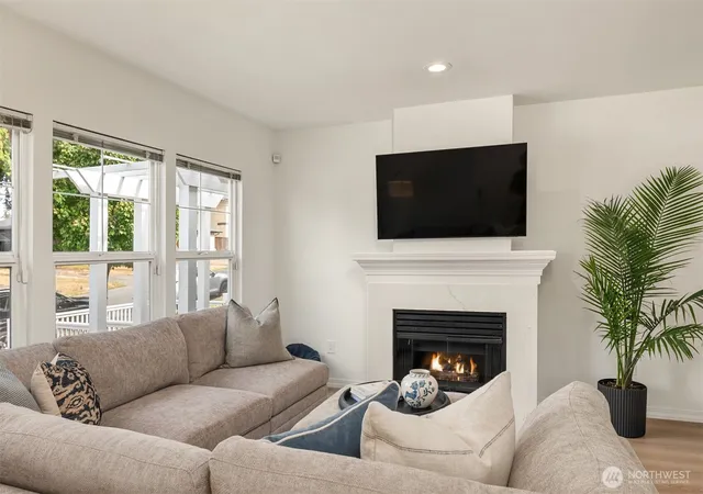 Photo 4 of Sale Pending at 3701 NE 6th Street, Renton, WA 98056 | MLS# NWM2582476 | Listing updated on 2026-09-26