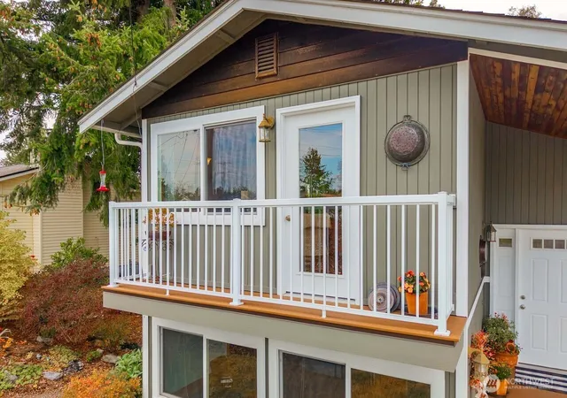 Photo 2 of Sale Pending at 4984 31st Street Ne, Tacoma, WA 98422 | MLS# NWM2582483 | Listing updated on 2026-10-01