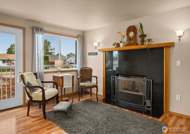 Photo 3 of Sale Pending at 4984 31st Street Ne, Tacoma, WA 98422 | MLS# NWM2582483 | Listing updated on 2026-10-01
