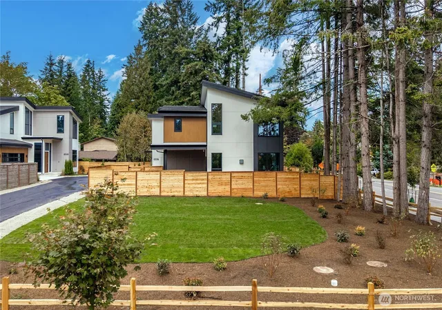 Photo 3 of Single family home for sale at 8336 Ne 148th Place, Kenmore, WA 98028 | MLS# NWM2582485 | Listing updated on 2026-09-28