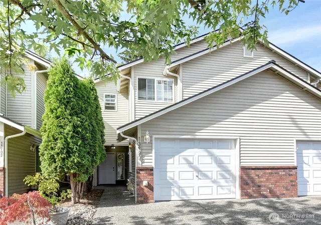 Photo 2 of Townhouse for sale at 13700 56th Avenue Se, Everett, WA 98208 | MLS# NWM2582501 | Listing updated on 2026-09-22
