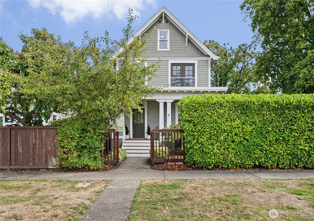 Photo 2 of Single family home for sale at 1003 N Prospect St, Tacoma, WA 98406 | MLS# NWM2582505 | Listing updated on 2026-10-01