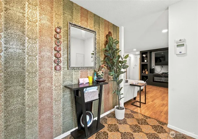 Photo 4 of Single family home for sale at 1318 28th Street SE, Auburn, WA 98002 | MLS# NWM2582511 | Listing updated on 2026-09-18