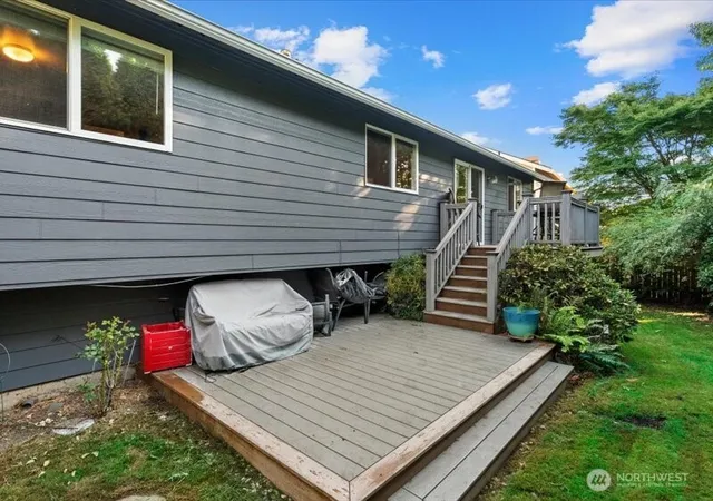 Photo 3 of Single family home for sale at 12611 SE 307th Street, Auburn, WA 98092 | MLS# NWM2582521 | Listing updated on 2026-10-01