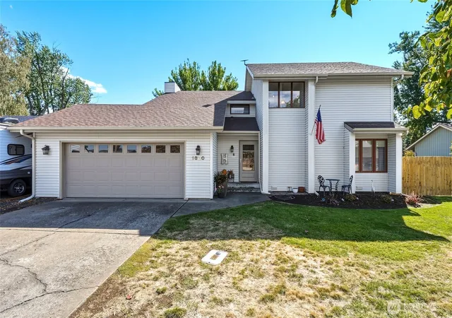Photo 1 of Single family home for sale at 1830 Whitman St, Walla Walla, WA 99362 | MLS# NWM2582546 | Listing updated on 2026-09-29